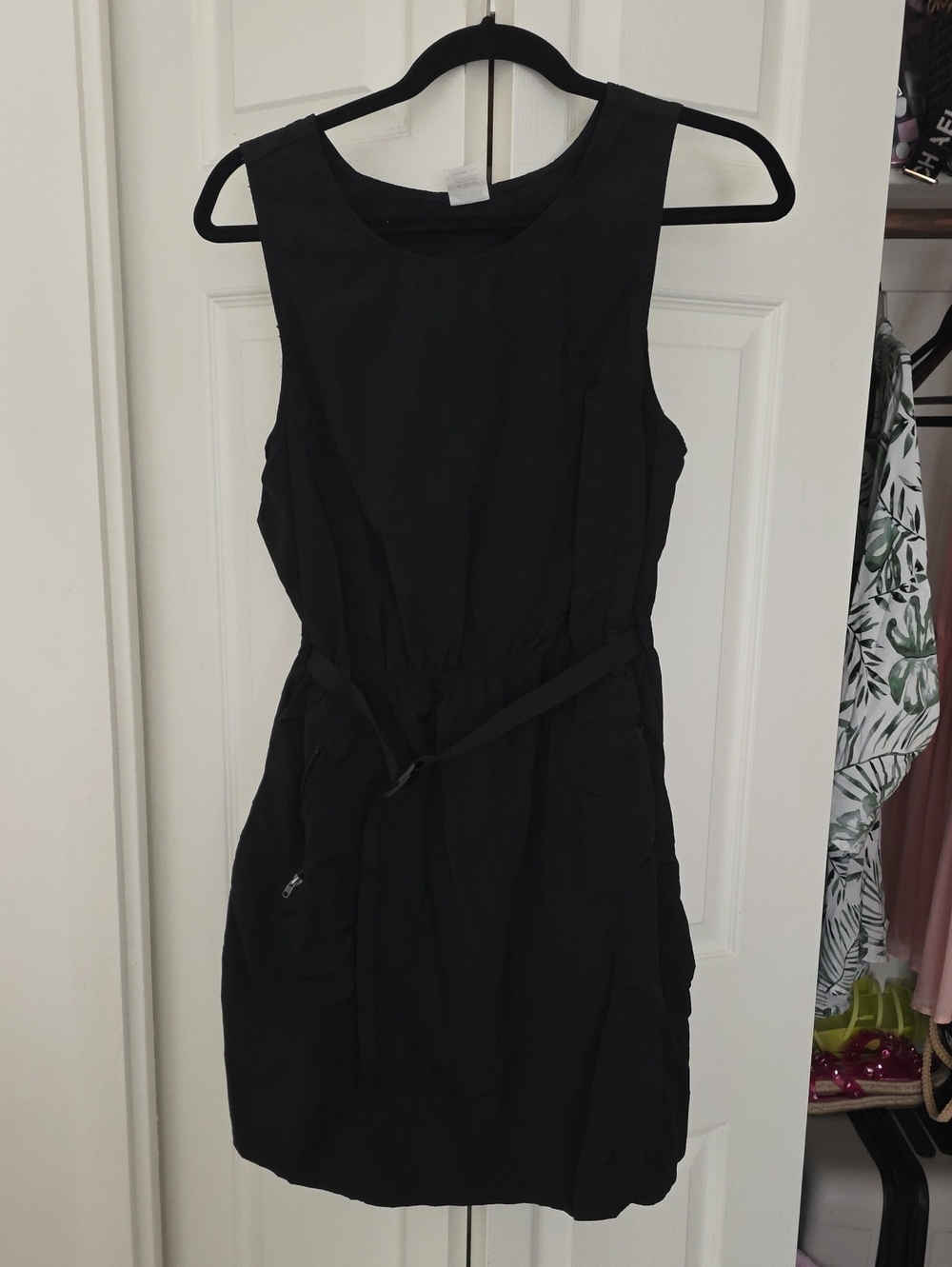 Avia Black Sleeveless Belted Dress